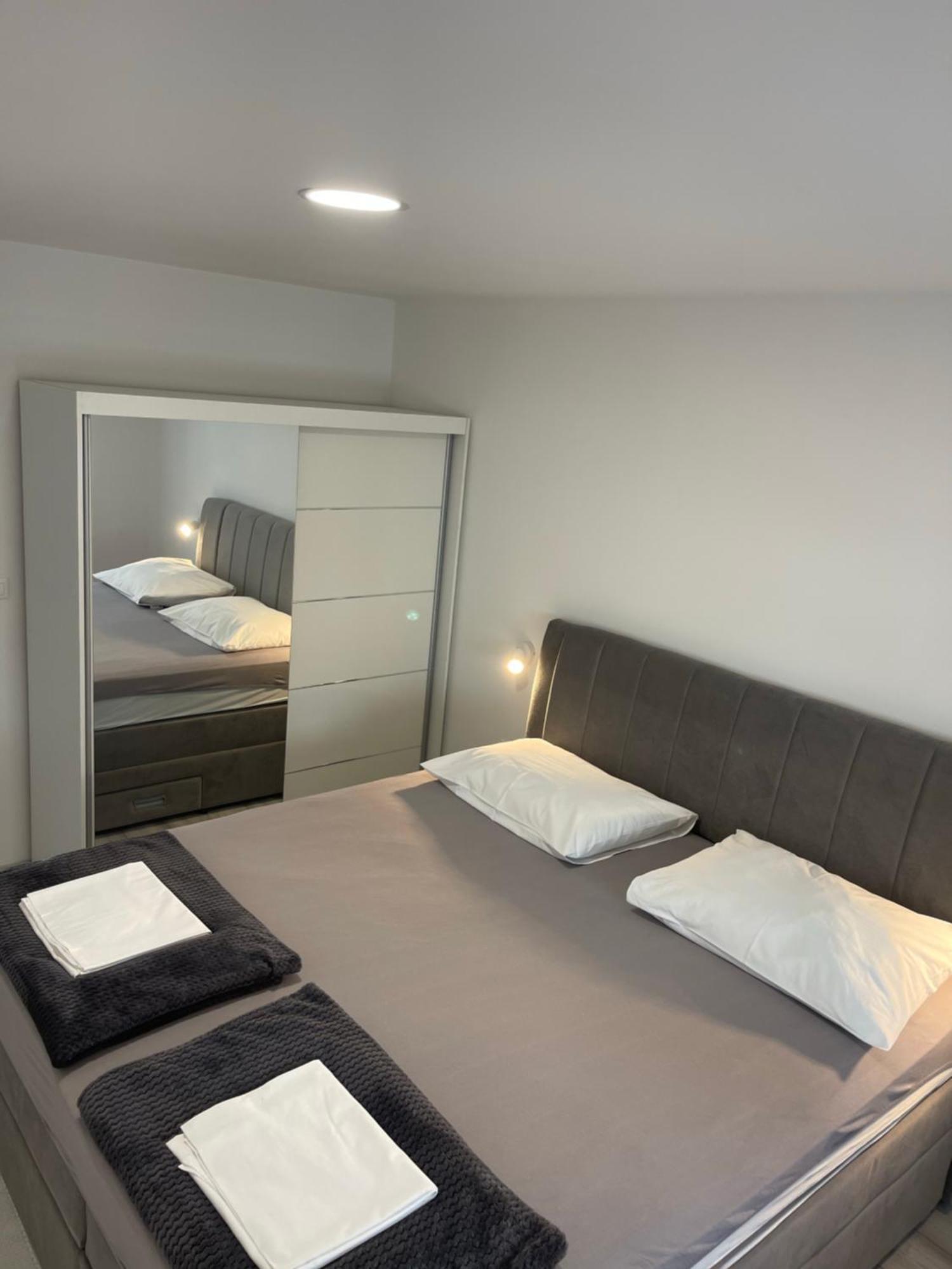 Apartments Beverly Omis Ngoại thất bức ảnh