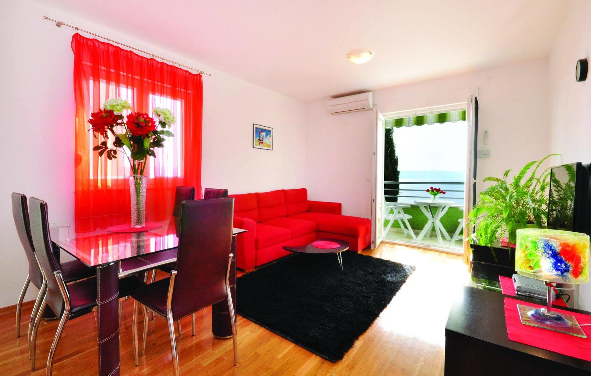 Apartments Beverly Omis Ngoại thất bức ảnh